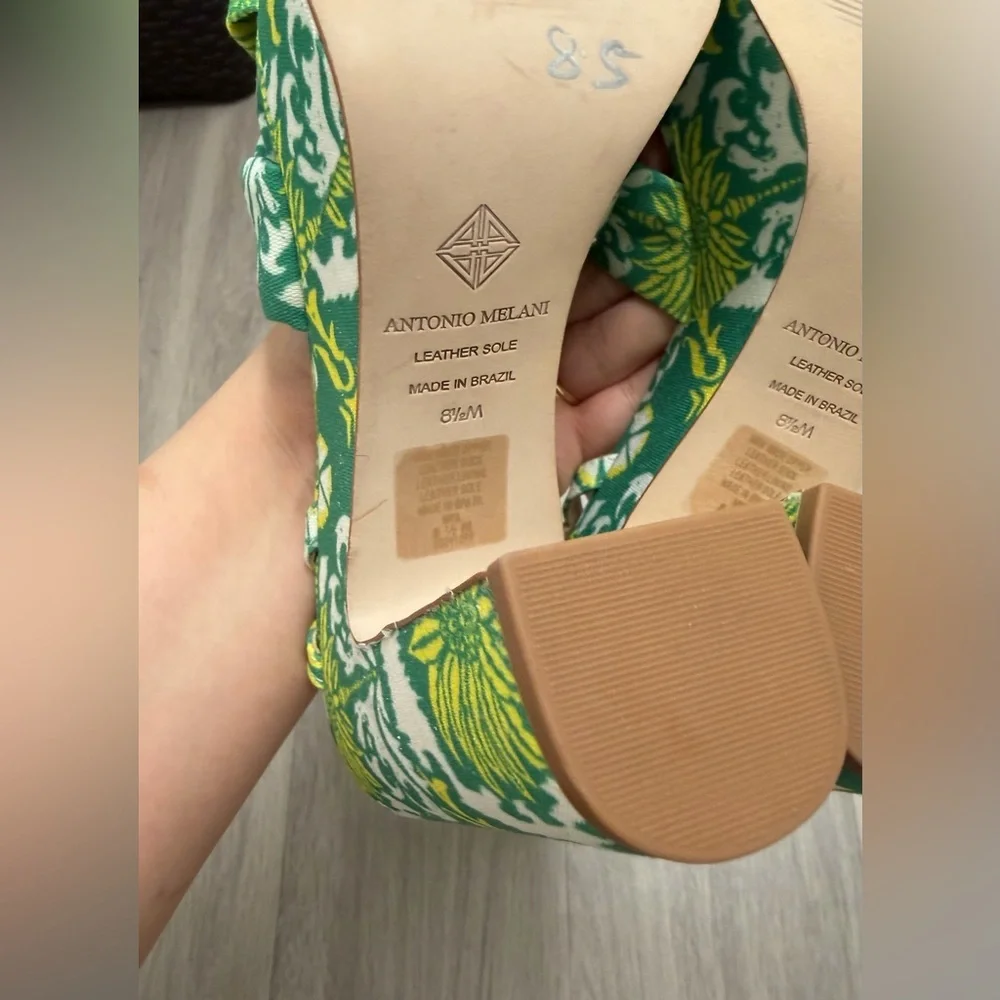 NWT Antonio Melani Mya Palm Print Platform Sandals Green Block Heel 8.5